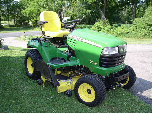 vrtni traktor